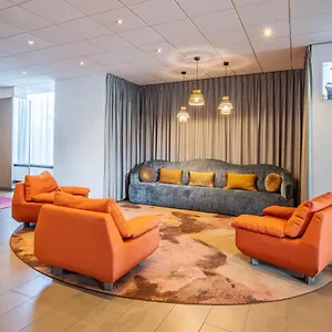 Crowne Plaza By Ihg Hotel