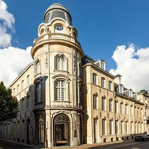 Sapphire House Antwerp, Autograph Collection 安特卫普