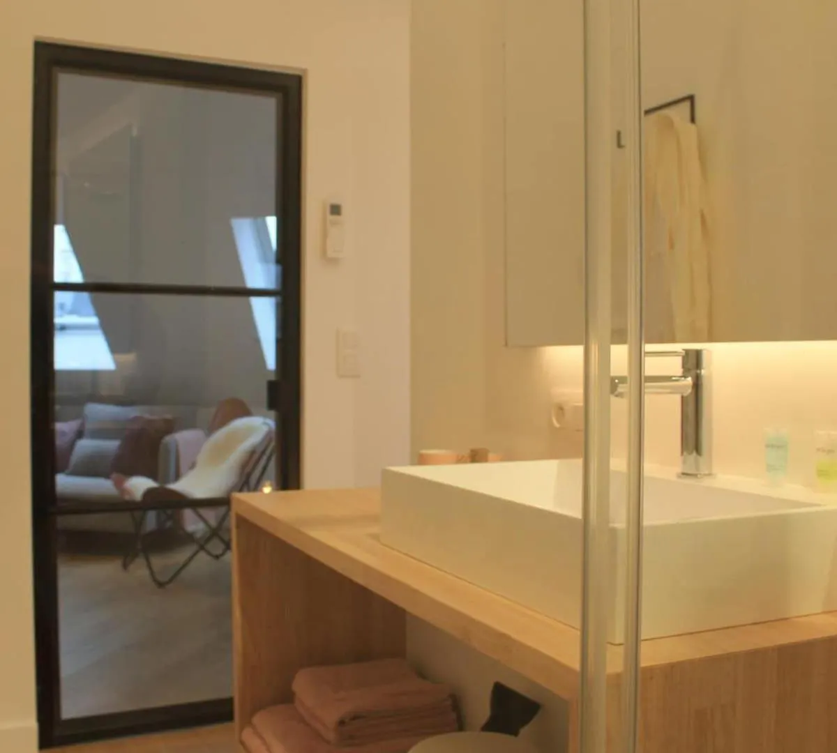 Charming Apartment With Cathedral View! On The 4Th Floor Antwerp