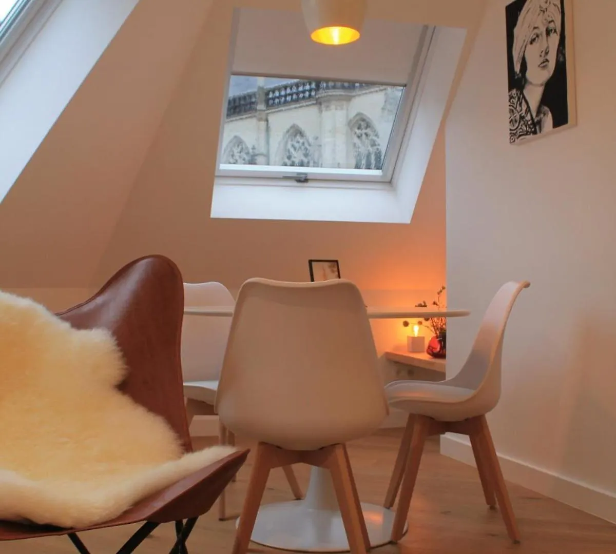 Charming Apartment With Cathedral View! On The 4Th Floor Antwerp